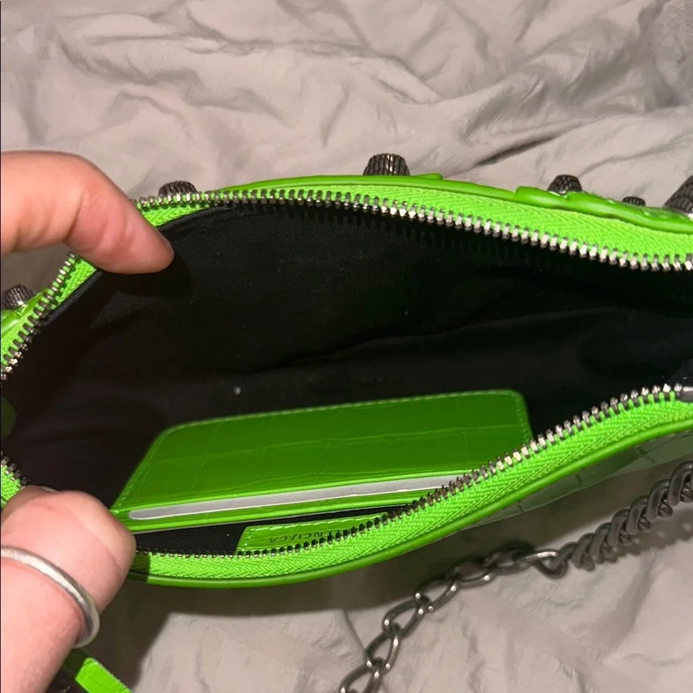 Balenciaga Neon Green Women's Bag - Picture 12 of 16